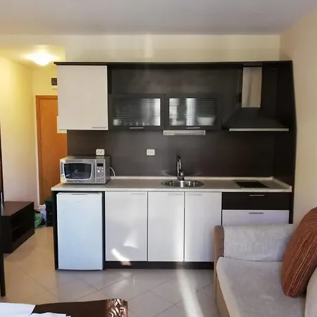 Studio In Laguna Beach Созопол
